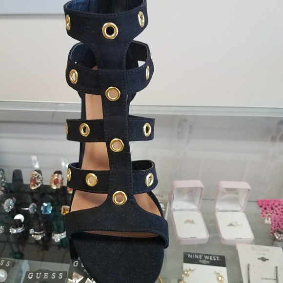 Shoes - Picture 3 of 3